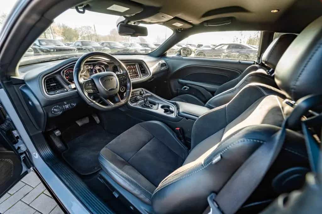 Dodge Challenger 5,7 HEMI V8 Leder Kamera 06/2023-photo-32