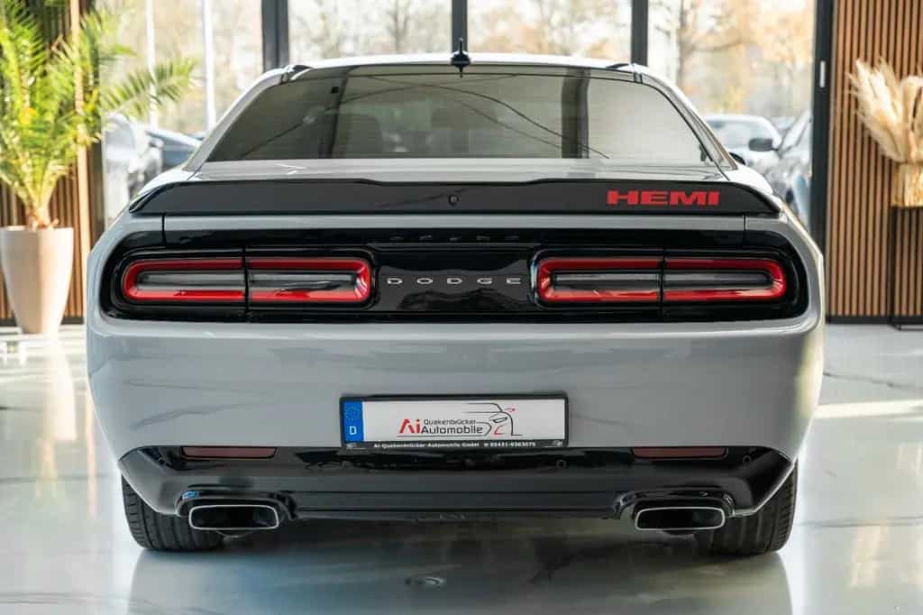 Dodge Challenger 5,7 HEMI V8 Leder Kamera 06/2023-photo-6