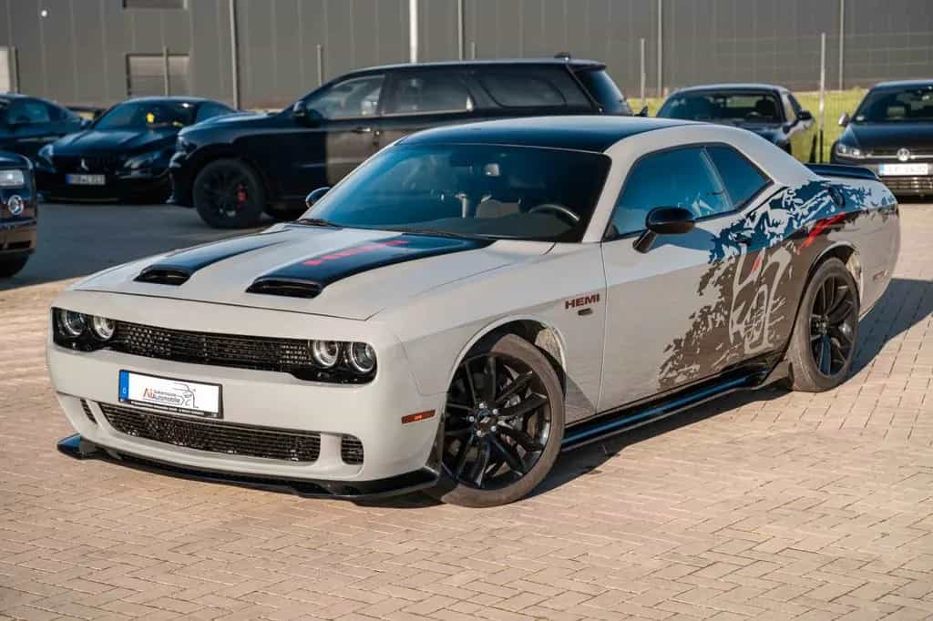 Dodge Challenger 5,7 HEMI V8 Leder Kamera 06/2023-photo-9
