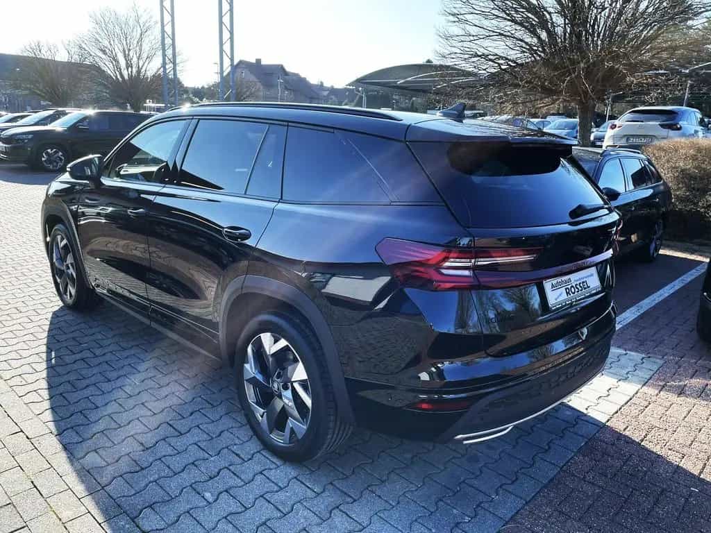 Skoda Kodiaq 1.5 TSI DSG Sportline NEUES MODELL PANO 7 null-photo-1