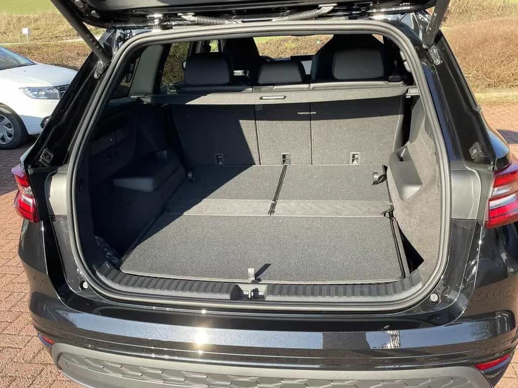 Skoda Kodiaq 1.5 TSI DSG Sportline NEUES MODELL PANO 7 null-photo-11