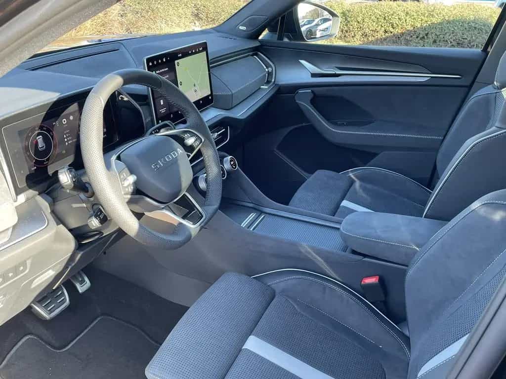 Skoda Kodiaq 1.5 TSI DSG Sportline NEUES MODELL PANO 7 null-photo-4