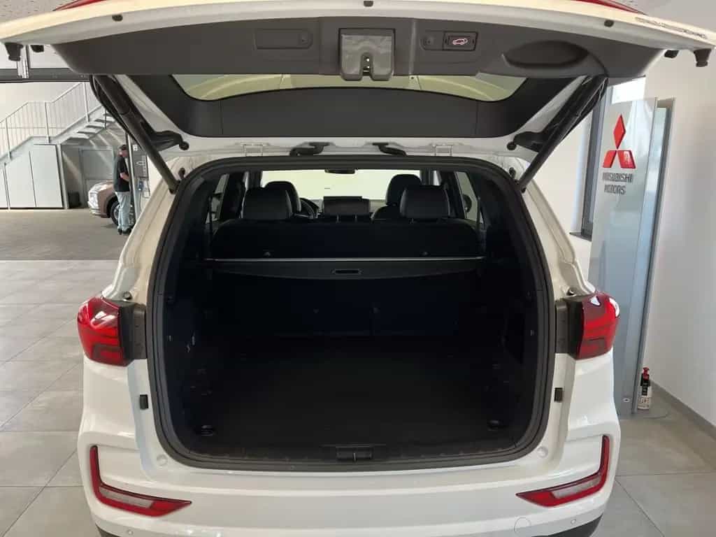 Ssangyong REXTON 2.2 D Lux 4WD LED Navi Abstandstempomat 3 06/2025-photo-5