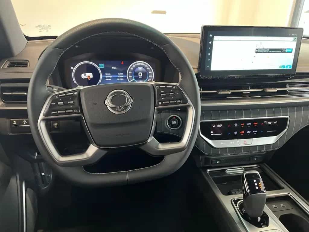 Ssangyong REXTON 2.2 D Lux 4WD LED Navi Abstandstempomat 3 06/2025-photo-7