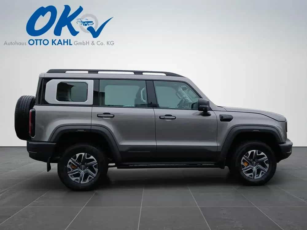 BAIC BJ40 null-photo-3