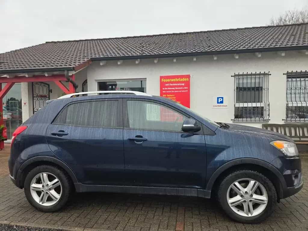 Ssangyong Korando 2.0 Ec Diesel e-XDi* TÜV NEU* 8 ALu´s 05/2015-photo-1