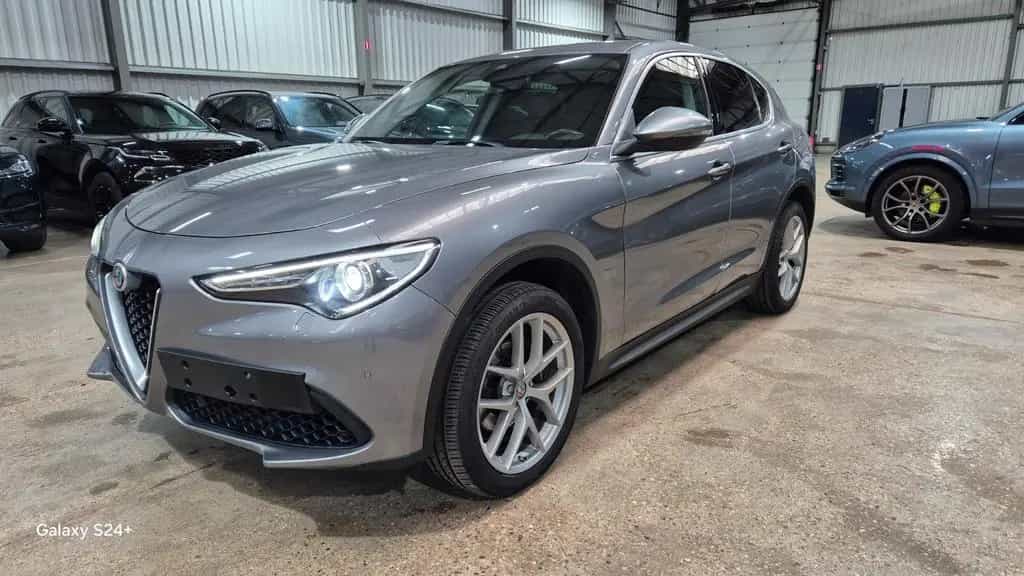 Alfa Romeo Stelvio First Edition Q4 04/2017-photo-1