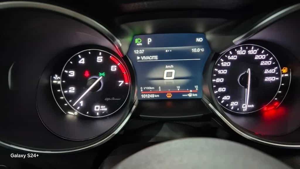 Alfa Romeo Stelvio First Edition Q4 04/2017-photo-16