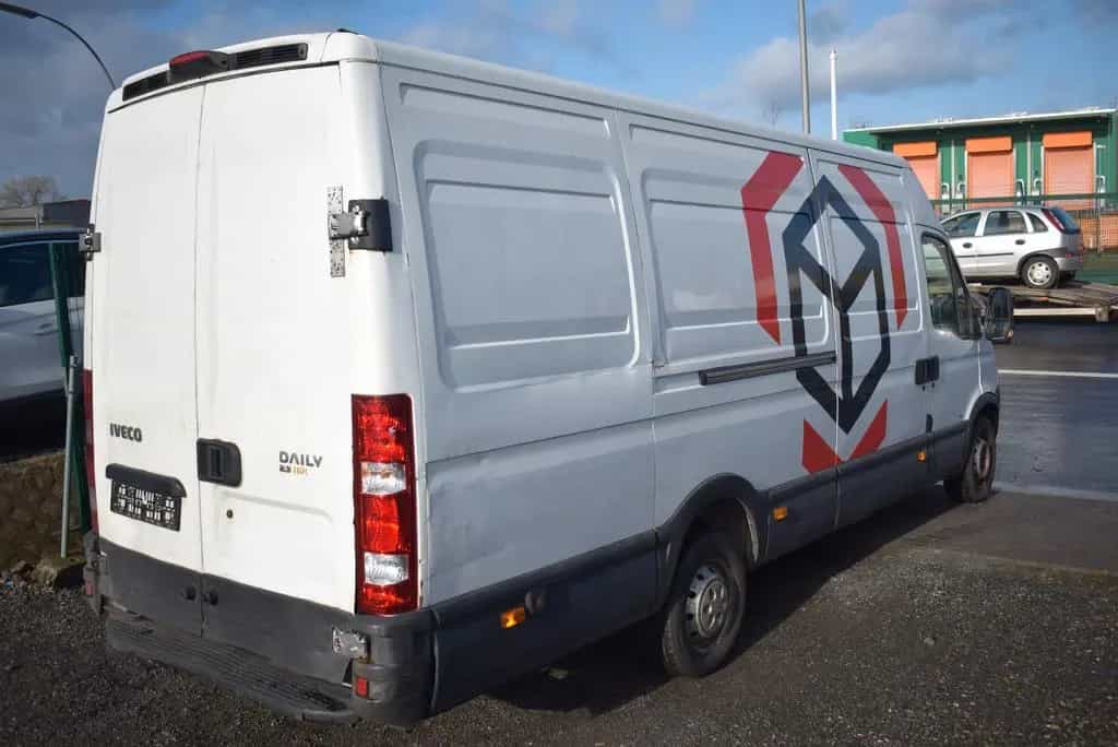Iveco Daily C30V 07/2011-photo-3