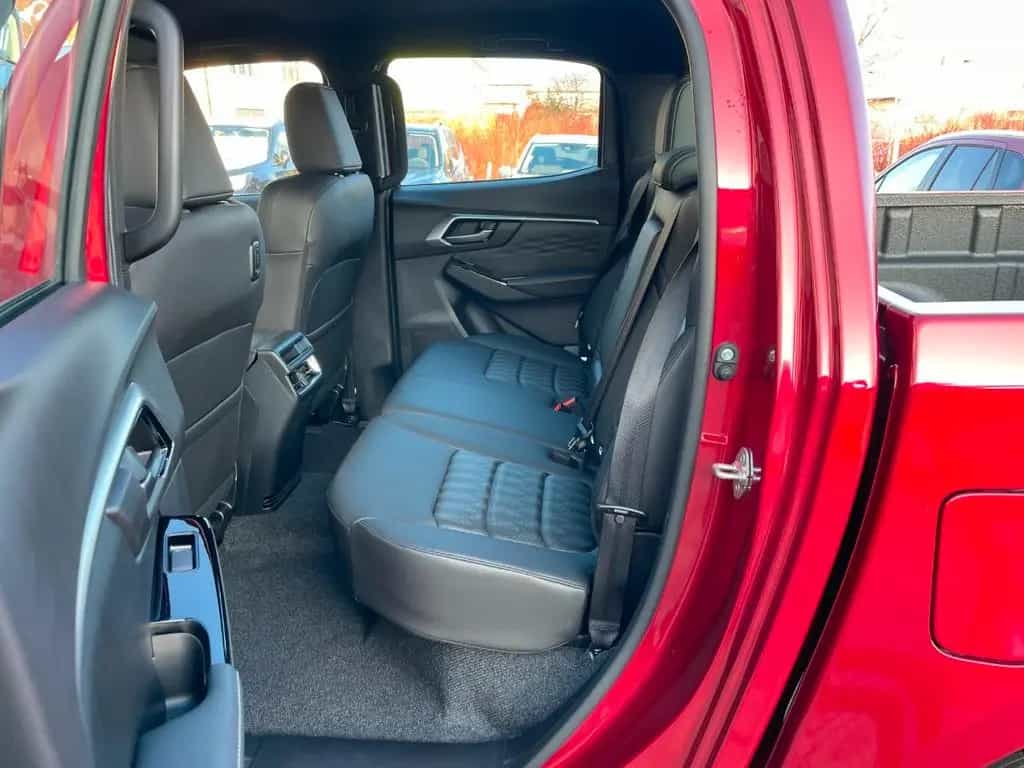 Isuzu D-Max 1.9TD 4X4*LSE*LED*DAB+*PTC null-photo-8