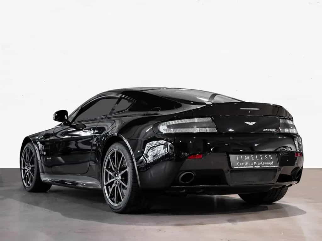 Aston Martin V12 Vantage S Coupe Aston Martin Hamburg 02/2017-photo-1