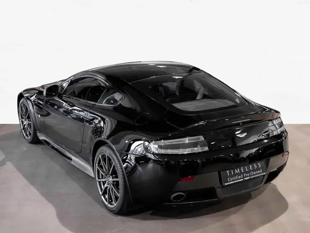 Aston Martin V12 Vantage S Coupe Aston Martin Hamburg 02/2017-photo-14