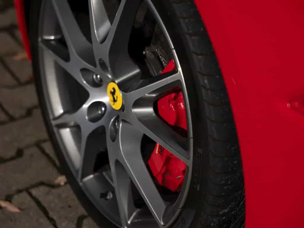 Ferrari California 4.3 V8 4-Sitzer 11/2009-photo-12