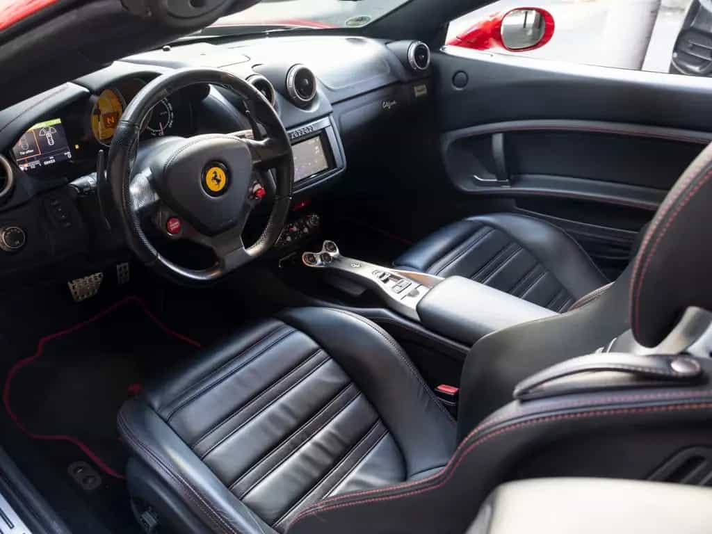 Ferrari California 4.3 V8 4-Sitzer 11/2009-photo-6