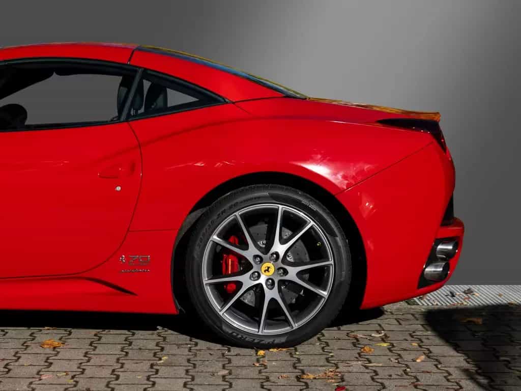 Ferrari California 4.3 V8 4-Sitzer 11/2009-photo-8