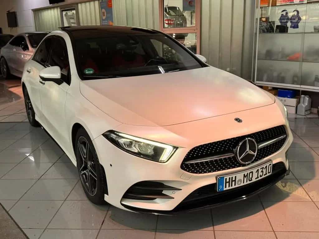 Mercedes-Benz A-Class 200d Lim. AMG Line*Pano*Memory*360* 01/2022-photo-4