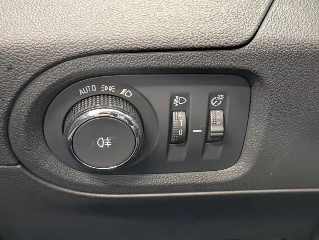 Opel Grandland 1.2 Elegance Keyless LED Parkassist 08/2021-photo-32