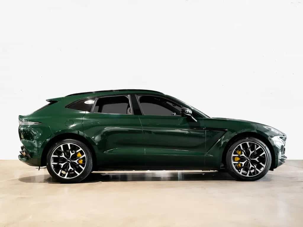 Aston Martin DBX Aston Martin Hamburg 09/2021-photo-9