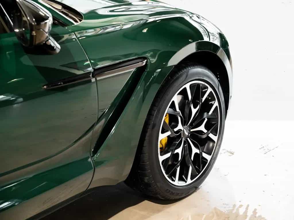 Aston Martin DBX Aston Martin Hamburg 09/2021-photo-5