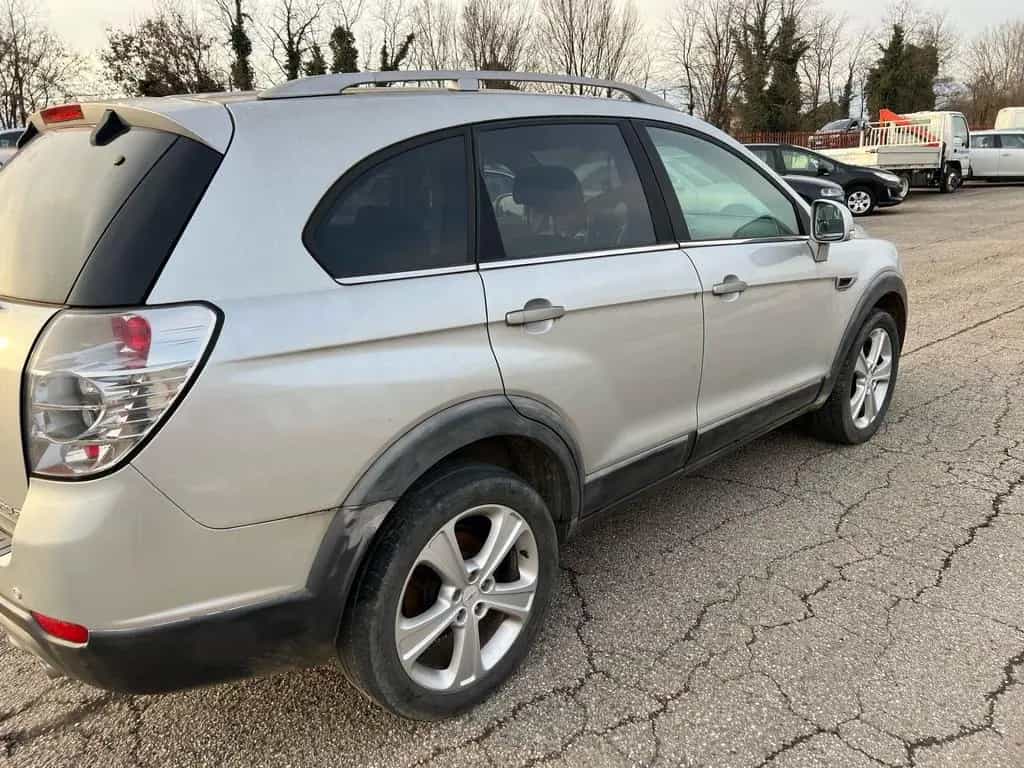 Chevrolet Captiva 2.2 VCDi 184CV 4WD LTZ 03/2013-photo-3