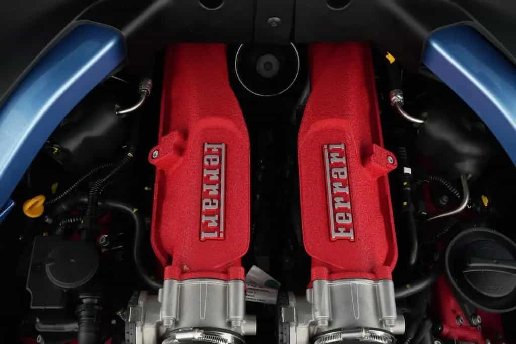 Ferrari Portofino M Sonderfarbe Avio met. 08/2023-photo-26