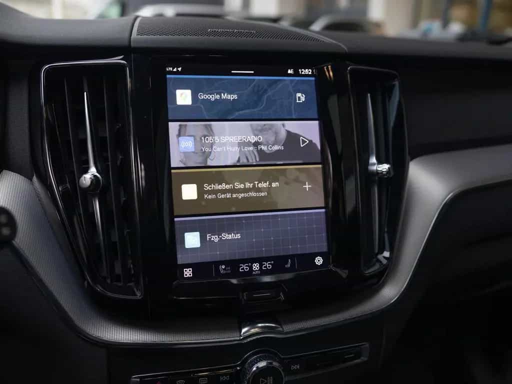 Volvo XC60 B4 Diesel R Design AWD 11/2021-photo-21