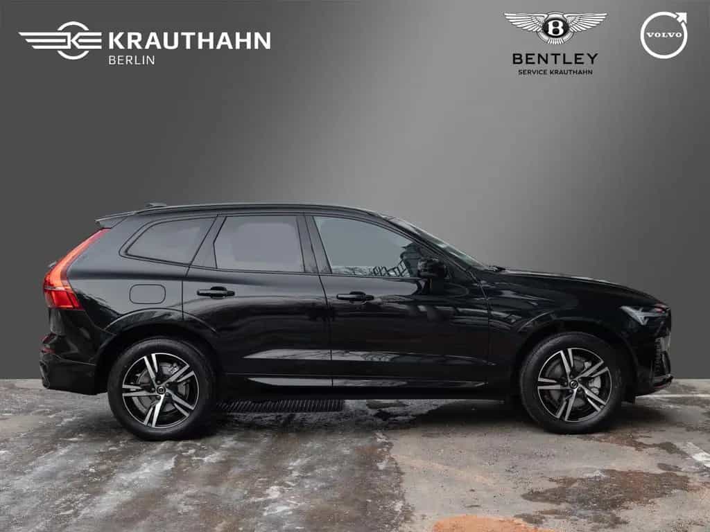 Volvo XC60 B4 Diesel R Design AWD 11/2021-photo-3