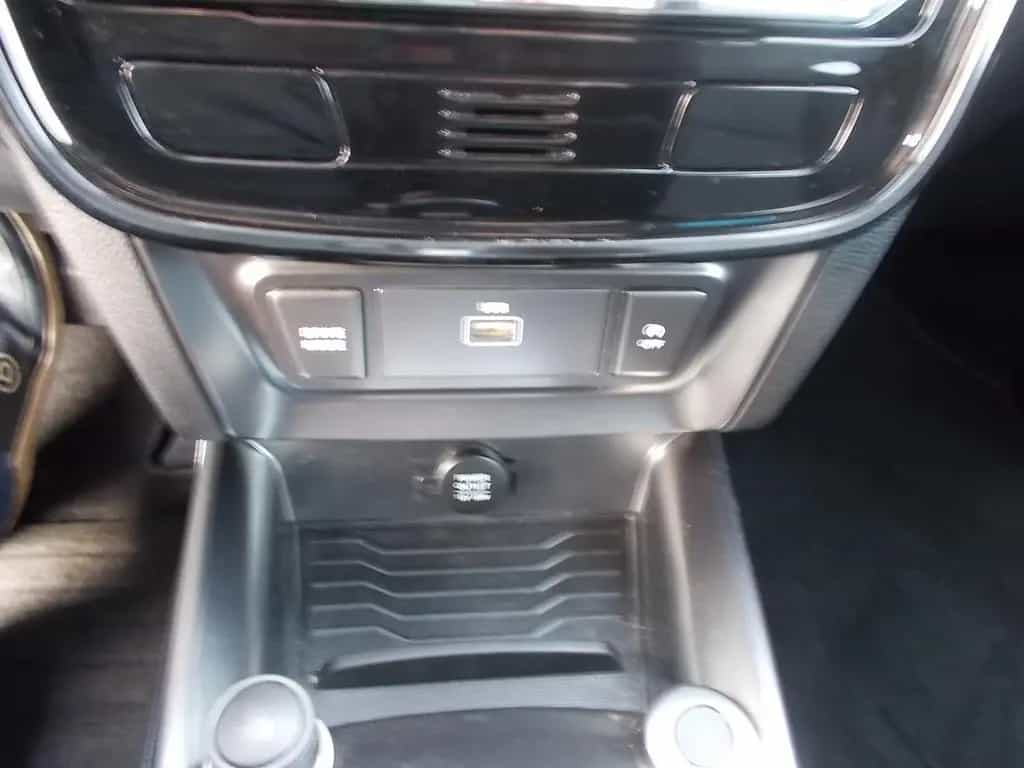 Ssangyong Tivoli Grand 1.5 T Amber  Automatik Klima Kamera 04/2022-photo-33