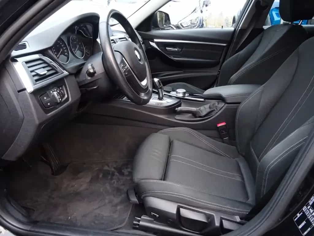 BMW 340 i Touring Sport Line LED NAVI KAMERA SHZ PDC 10/2018-photo-10