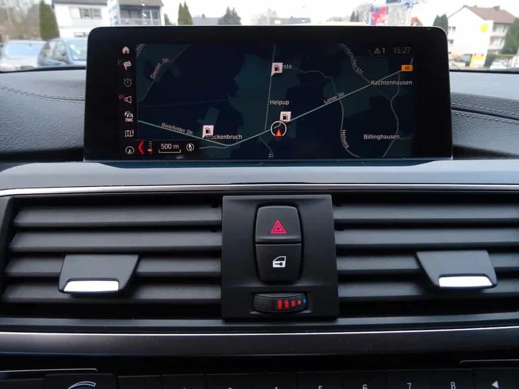 BMW 340 i Touring Sport Line LED NAVI KAMERA SHZ PDC 10/2018-photo-20
