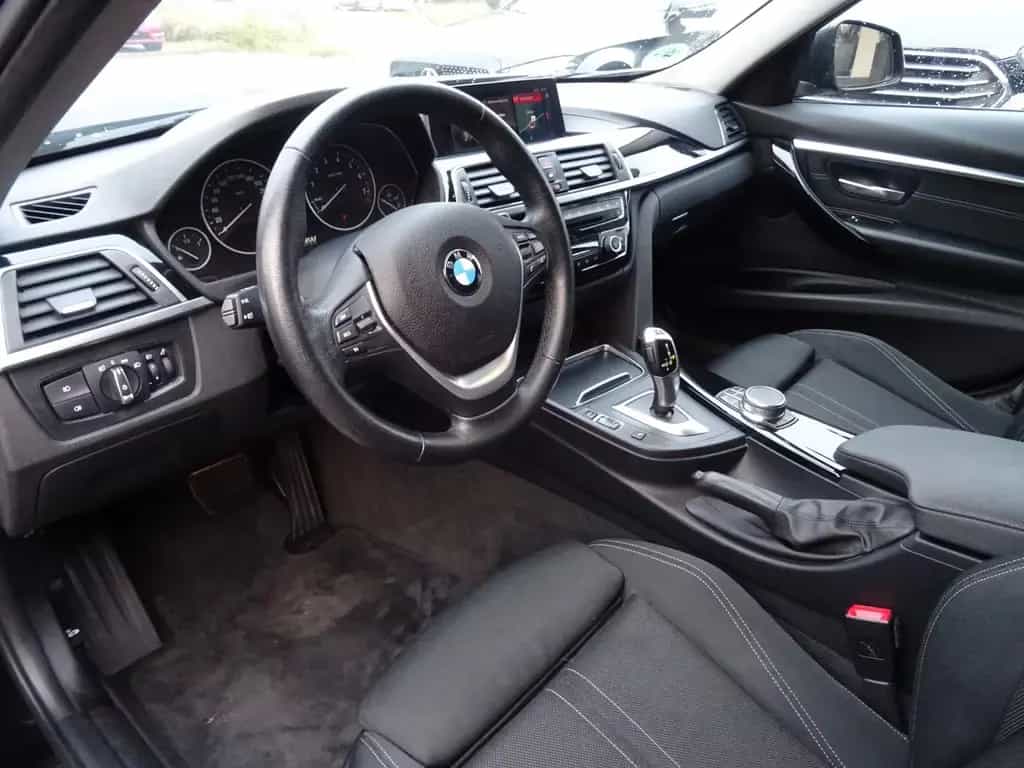 BMW 340 i Touring Sport Line LED NAVI KAMERA SHZ PDC 10/2018-photo-9