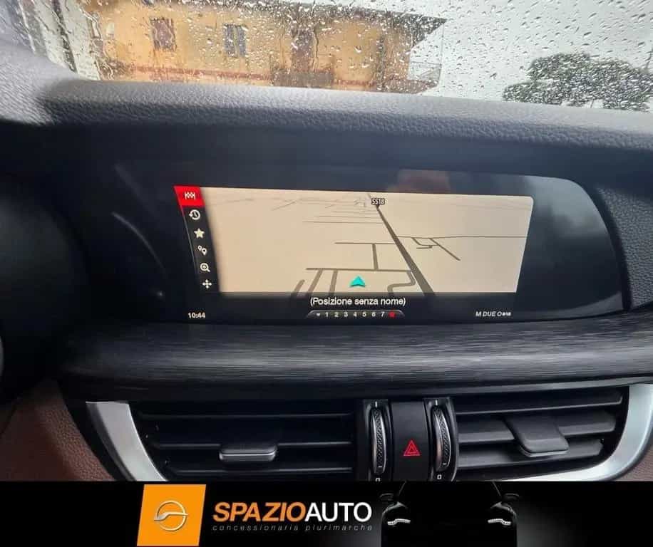Alfa Romeo Stelvio 2.2 Turbodiesel 180 CV AT8 Q4 11/2017-photo-11