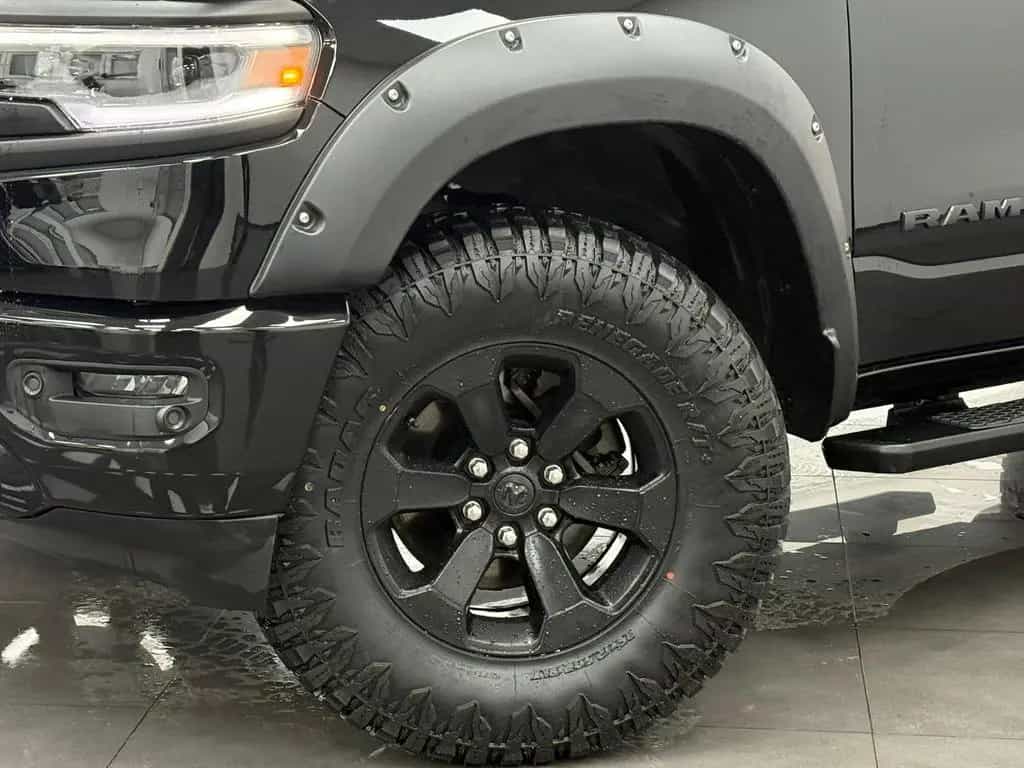 Dodge RAM 5.7 V8 HEMI Rebel*Luftfahrwerk*Panorama LED 12/2019-photo-10