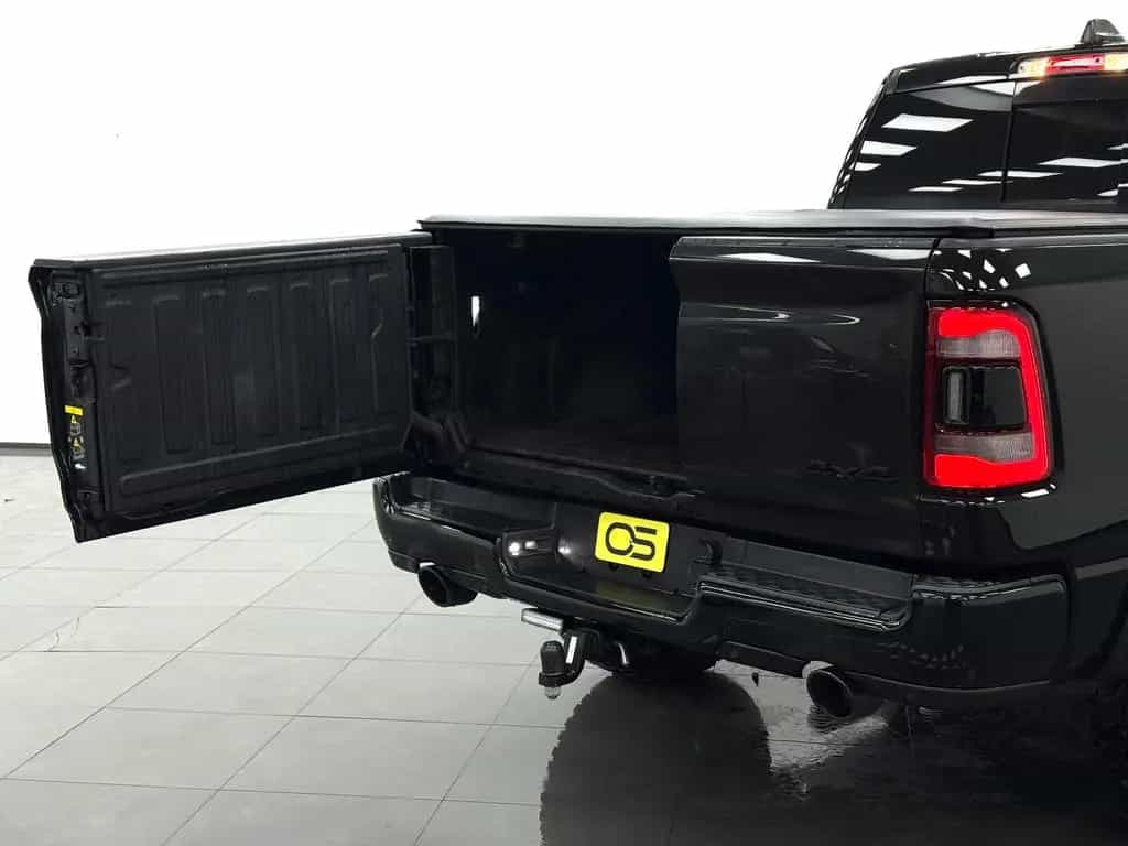 Dodge RAM 5.7 V8 HEMI Rebel*Luftfahrwerk*Panorama LED 12/2019-photo-15