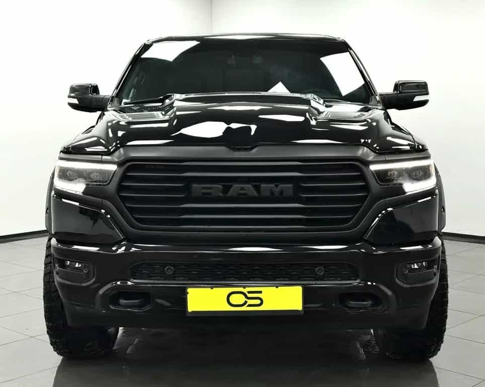 Dodge RAM 5.7 V8 HEMI Rebel*Luftfahrwerk*Panorama LED 12/2019-photo-2