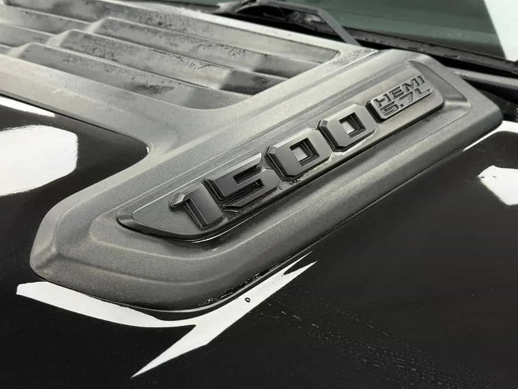 Dodge RAM 5.7 V8 HEMI Rebel*Luftfahrwerk*Panorama LED 12/2019-photo-9