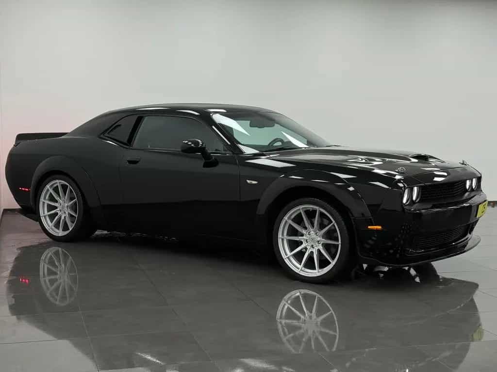 Dodge Challenger 5.7 V8 HEMI*AirRide* 21"LaChanti LED 12/2017-photo-3