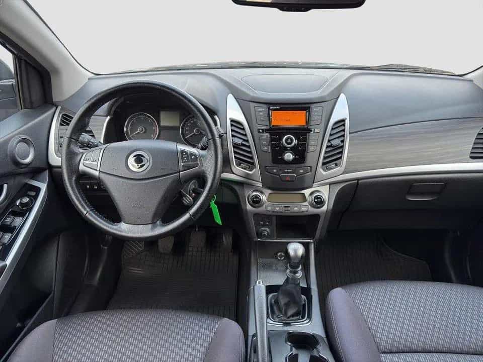 Ssangyong Korando CRYSTAL+PDC+BLUETOOTH+RADIO+USB+AUX 07/2015-photo-11