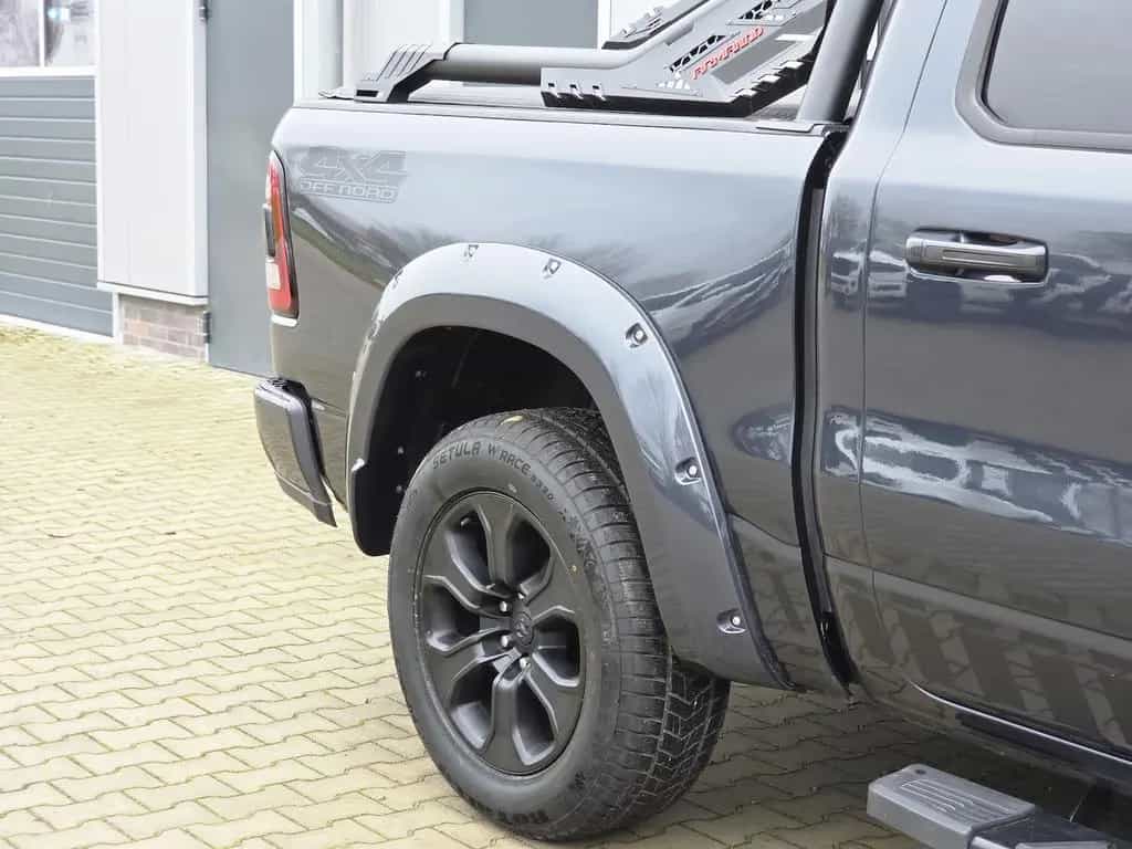 Dodge RAM 1500 5.7 4x4 Bighorn LED Kamera AHK Rollbar 01/2021-photo-15