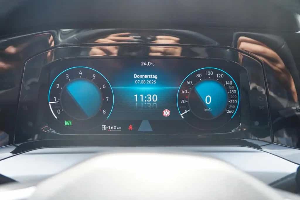 Volkswagen Golf VIII Life*LED*PDC*NAVI*SHZ*DIGITAL COCKPIT* 03/2020-photo-16