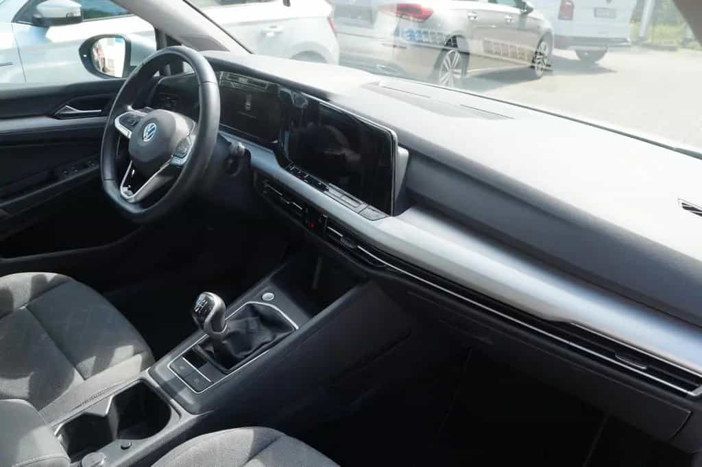 Volkswagen Golf VIII Life*LED*PDC*NAVI*SHZ*DIGITAL COCKPIT* 03/2020-photo-8