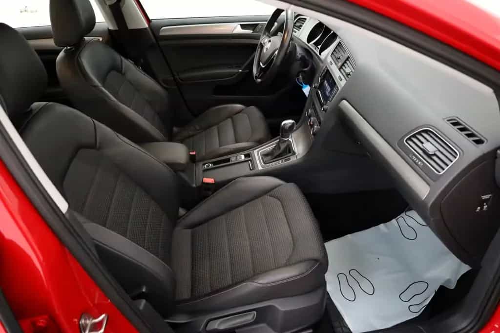 Volkswagen Golf VII Variant Comfortline T.Leder,Navi,Xenon 04/2015-photo-3