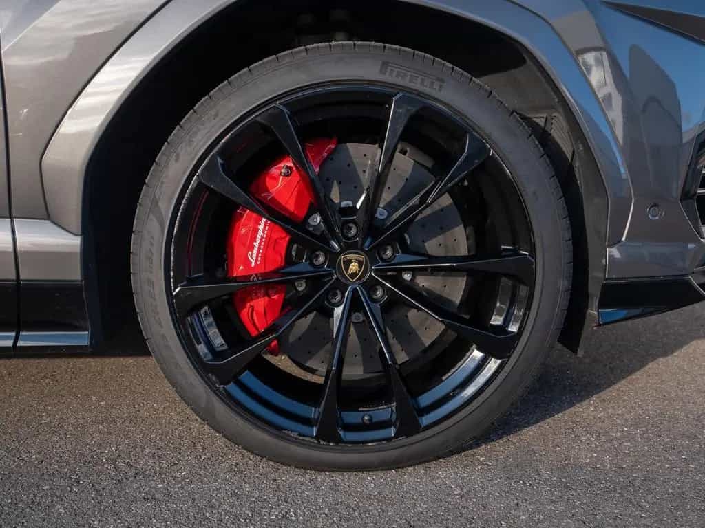 Lamborghini Urus 23" B&O PANO MASSAGE AHK PARK ASSIST BIG CA 01/2022-photo-10