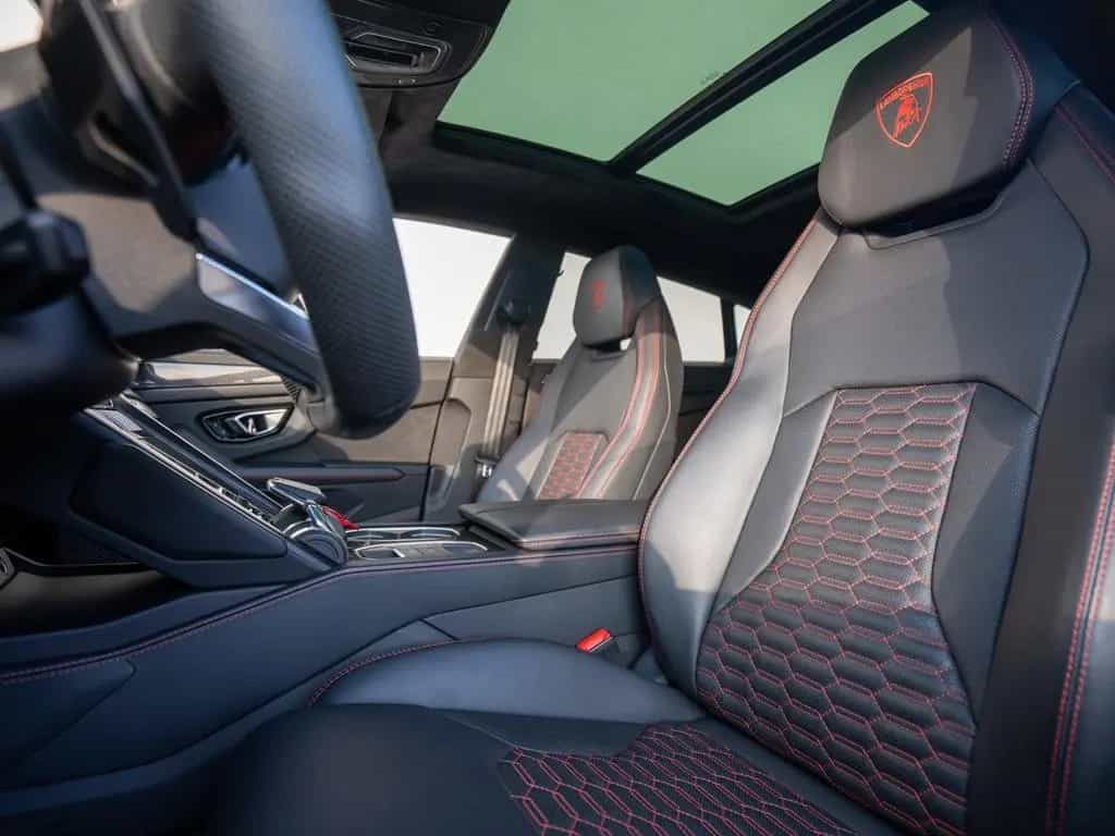 Lamborghini Urus 23" B&O PANO MASSAGE AHK PARK ASSIST BIG CA 01/2022-photo-16