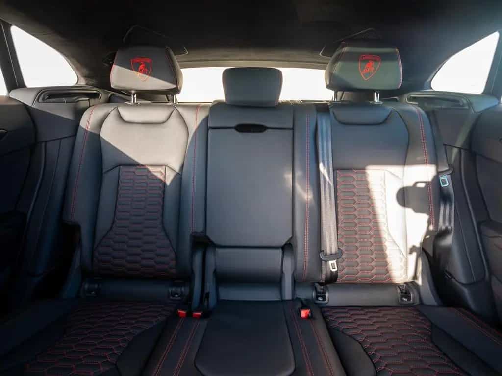 Lamborghini Urus 23" B&O PANO MASSAGE AHK PARK ASSIST BIG CA 01/2022-photo-31
