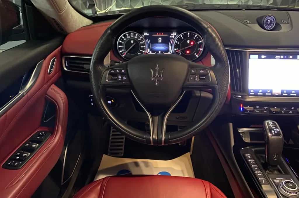 Maserati Levante Modena S, rotes Leder,1 Hand, Navi, 360° 10/2021-photo-12