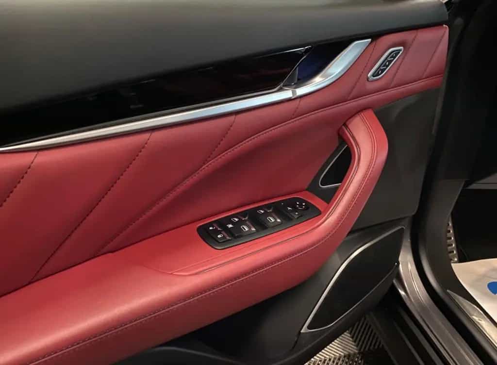 Maserati Levante Modena S, rotes Leder,1 Hand, Navi, 360° 10/2021-photo-25