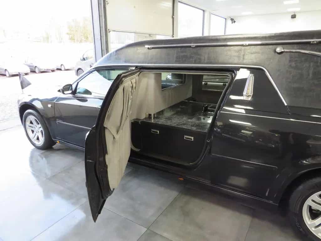 Chrysler 300C Bestattungswagen / Leichenwagen 08/2007-photo-13