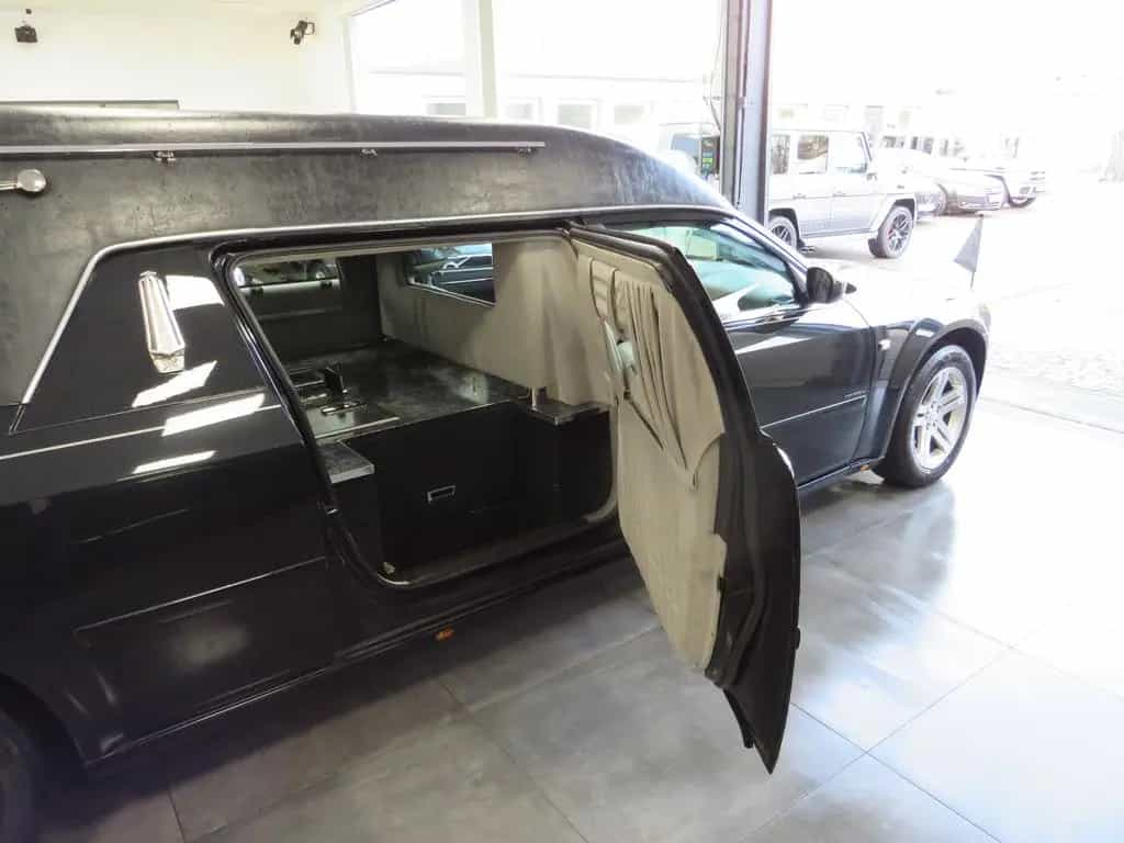 Chrysler 300C Bestattungswagen / Leichenwagen 08/2007-photo-15