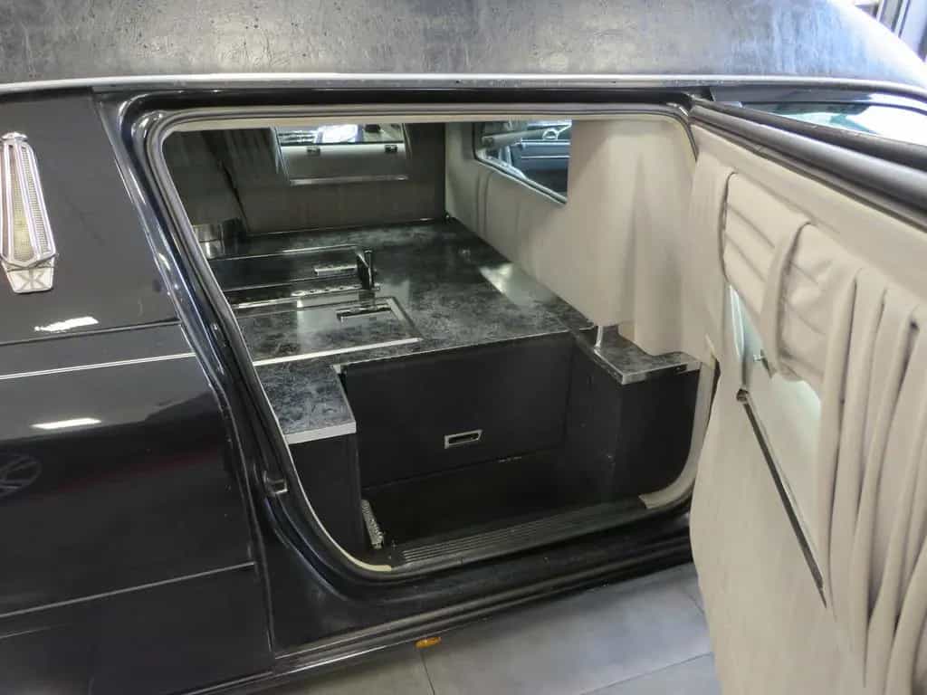 Chrysler 300C Bestattungswagen / Leichenwagen 08/2007-photo-16